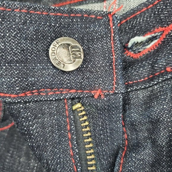 International LeadOff Men Designer Jeans Red Skull And Design On Back Pocket - Picture 11 of 12